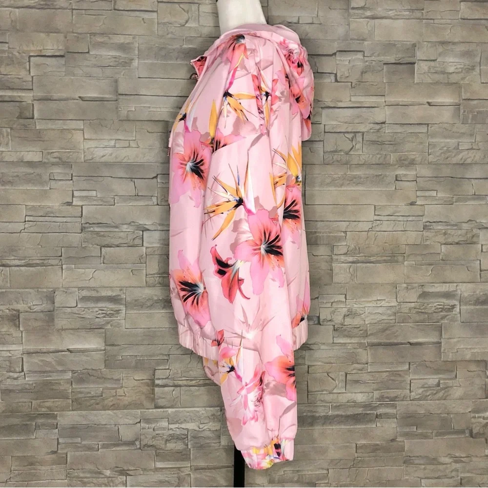 Pink floral windbreaker jacket - Picture 4 of 8